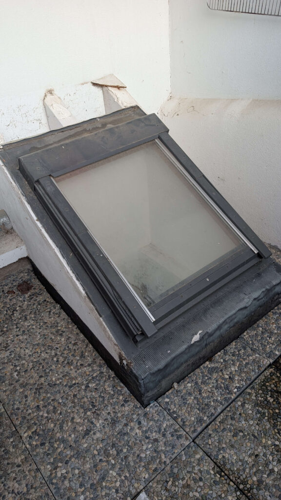 velux terrasse Clermont-Ferrand avant remplacement étanchéité dégradée